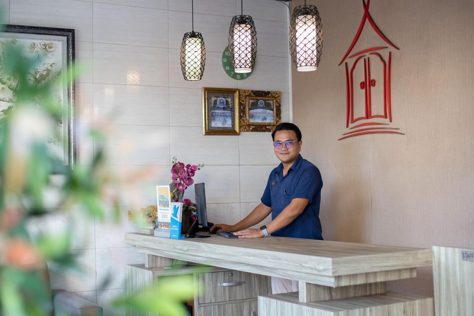 Angkul Angkul Beach Inn Kuta By Kamara Zewnętrze zdjęcie